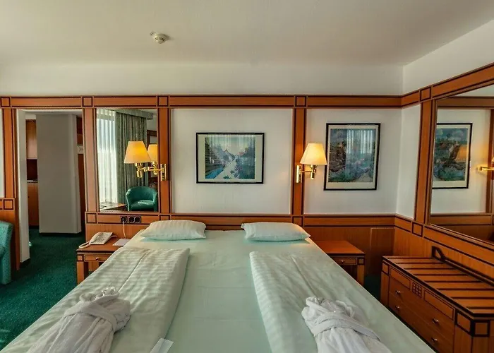 Amadeus Frankfurt Hotel 4*